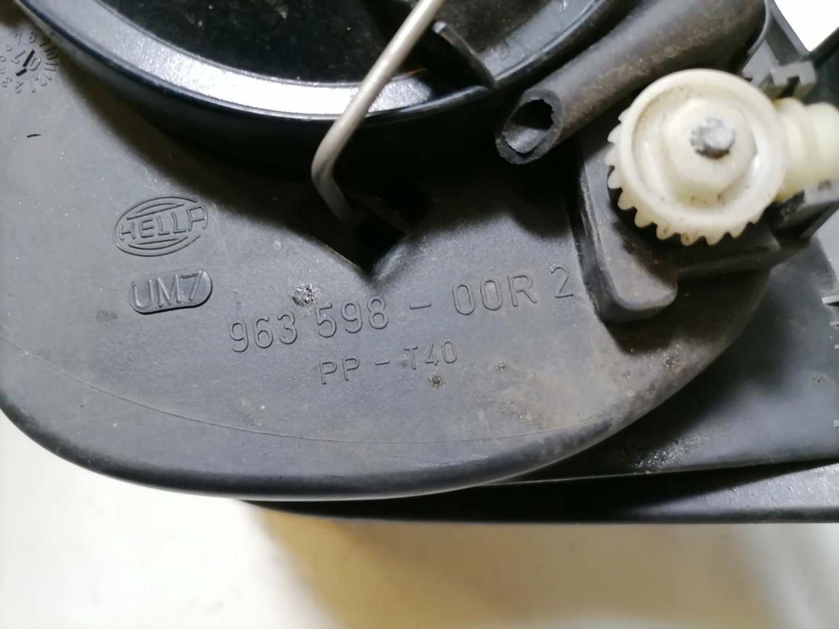 VW Bora original Scheinwerfer vorn rechts Halogen Bj.1998